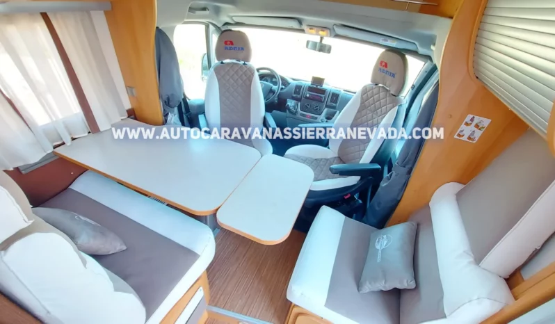 ADRIA CORAL S690 SP lleno