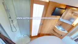 ADRIA CORAL S690 SP lleno