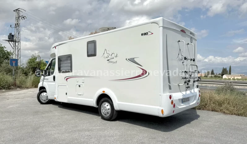 RAPIDO 690F lleno