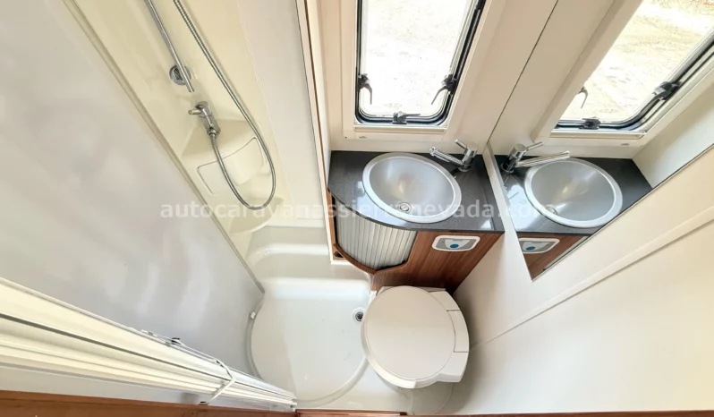 ADRIA Matrix M680SL lleno