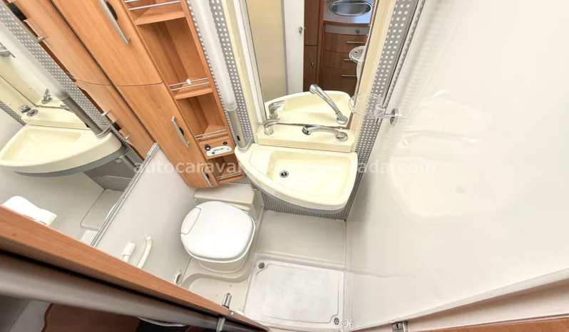 HYMER B514 lleno