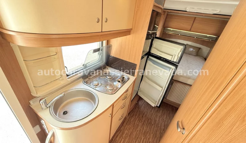 BURSTNER AVIANO i725 lleno