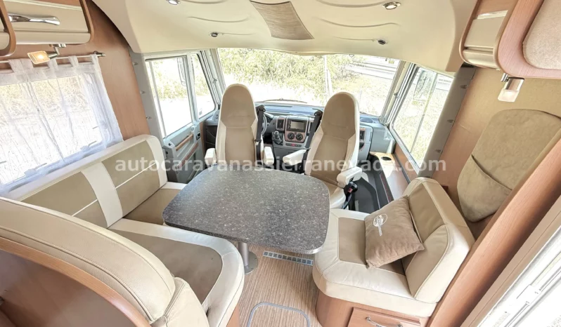 PILOTE Explorateur G742 lleno