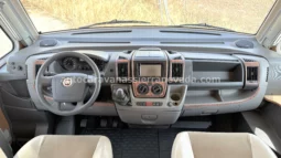 PILOTE Explorateur G742 lleno