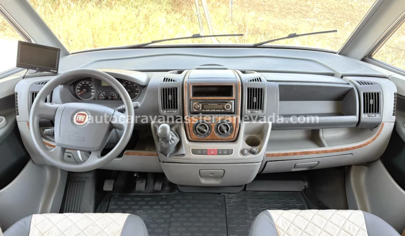 BURSTNER AVIANO I725 lleno