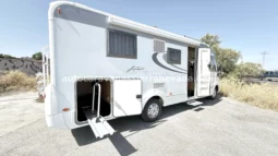 BURSTNER AVIANO I725 lleno