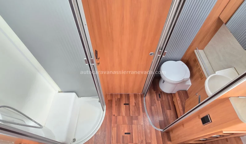 HYMER B698 lleno