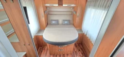 HYMER B698 lleno