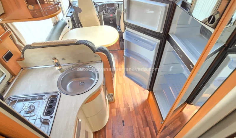 HYMER B698 lleno
