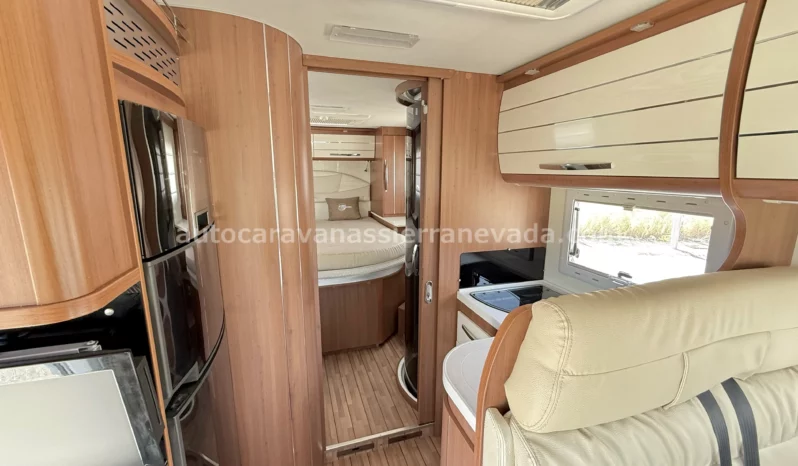 MOBILVETTA K-YACHT MH89 lleno