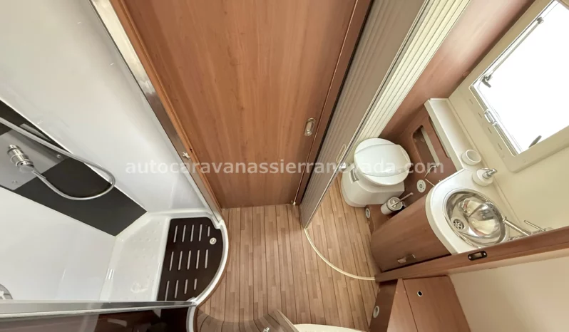 MOBILVETTA K-YACHT MH89 lleno