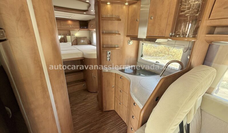 CARTHAGO Chic C-Line lleno