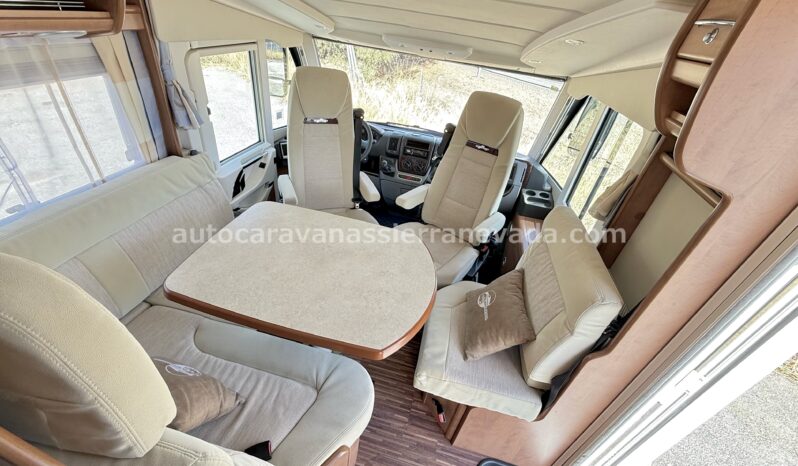 CARTHAGO Chic C-Line lleno