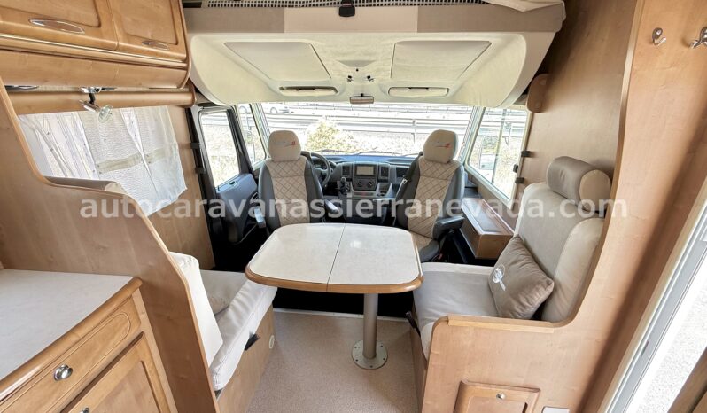 RAPIDO 946F lleno