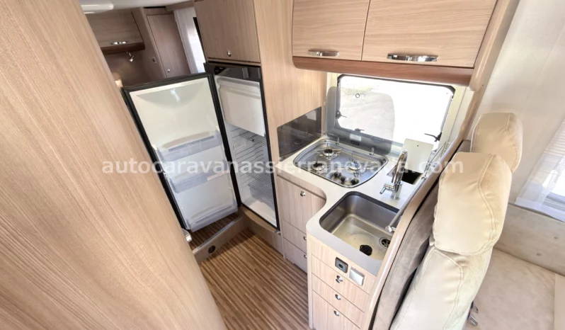 ADRIA AXCESS 670 lleno