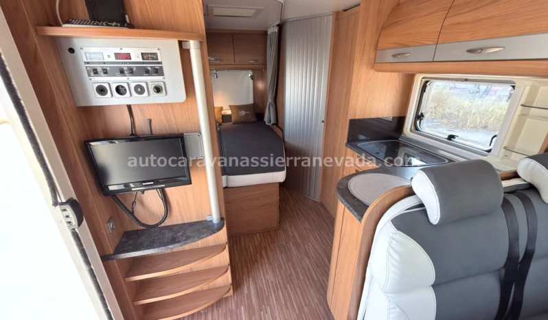 BÜRSTNER PRIVILEGE T615 lleno