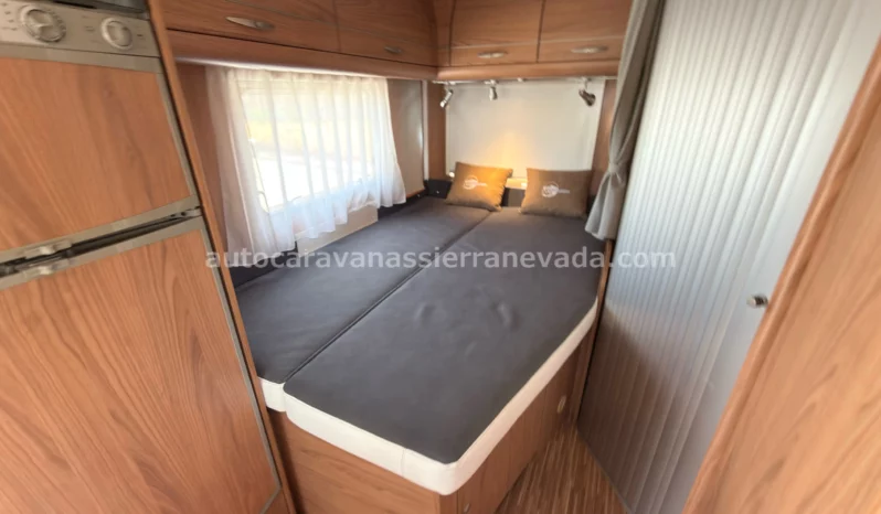 BÜRSTNER PRIVILEGE T615 lleno
