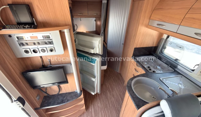 BÜRSTNER PRIVILEGE T615 lleno