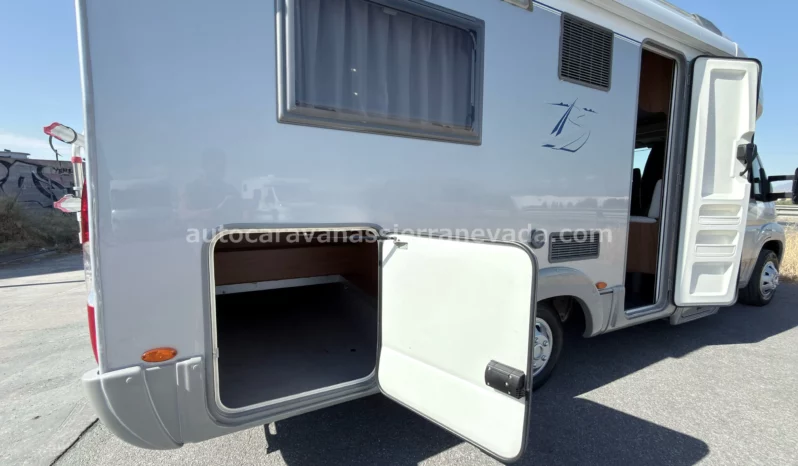 BÜRSTNER PRIVILEGE T615 lleno