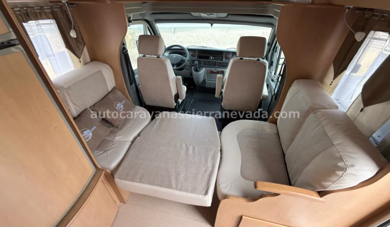 PILOTE Explorateur 715FC lleno