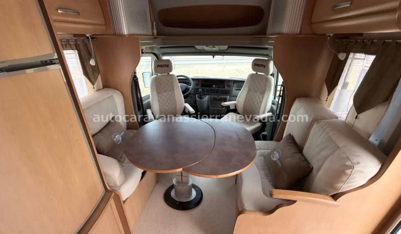 PILOTE Explorateur 715FC lleno