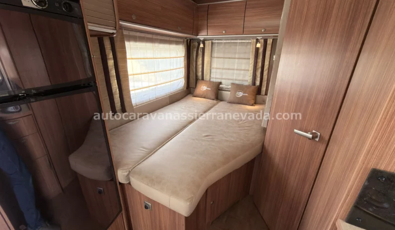 BURSTNER Ixeo IT 664 lleno