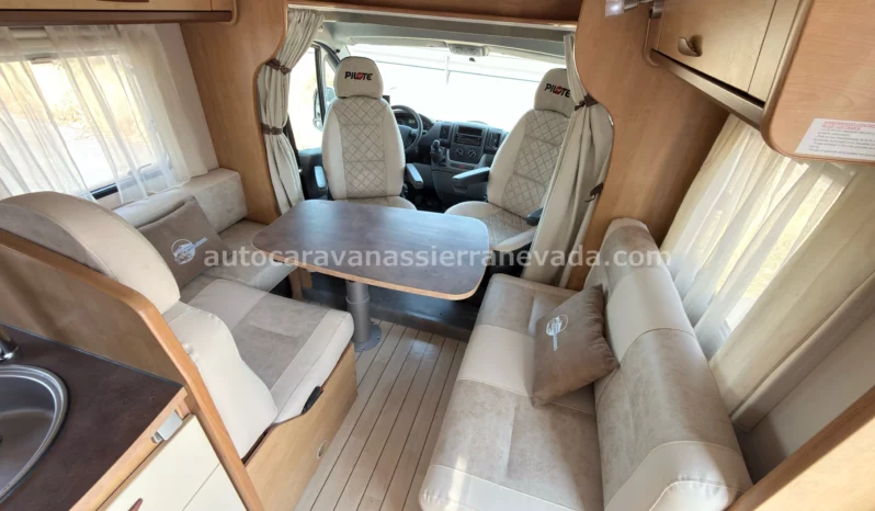 PILOTE Aventura P.676 lleno