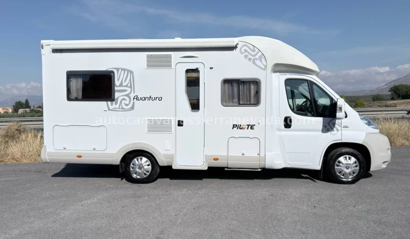 PILOTE Aventura P.676 lleno