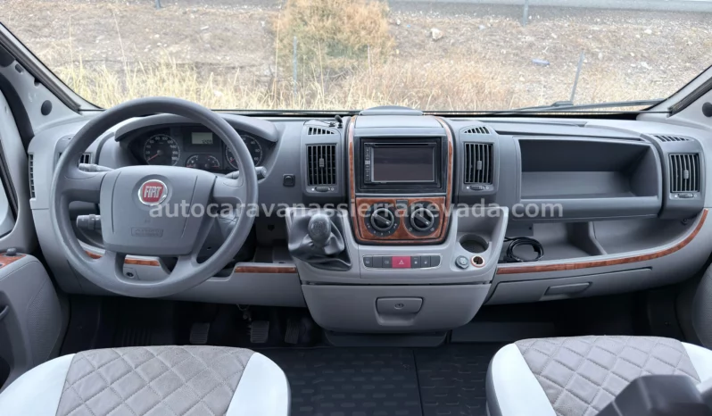 BURSTNER IXEO PLUS IT 724 lleno