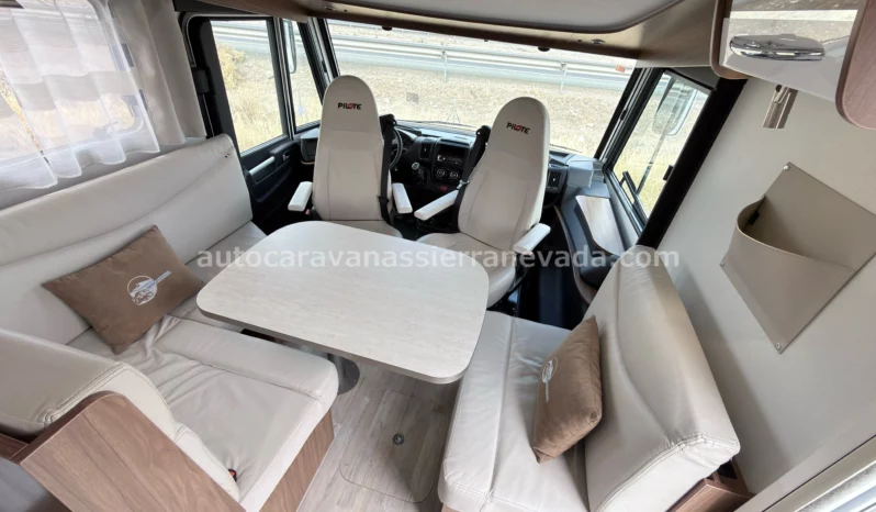 PILOTE ESSENTIEL G740 lleno