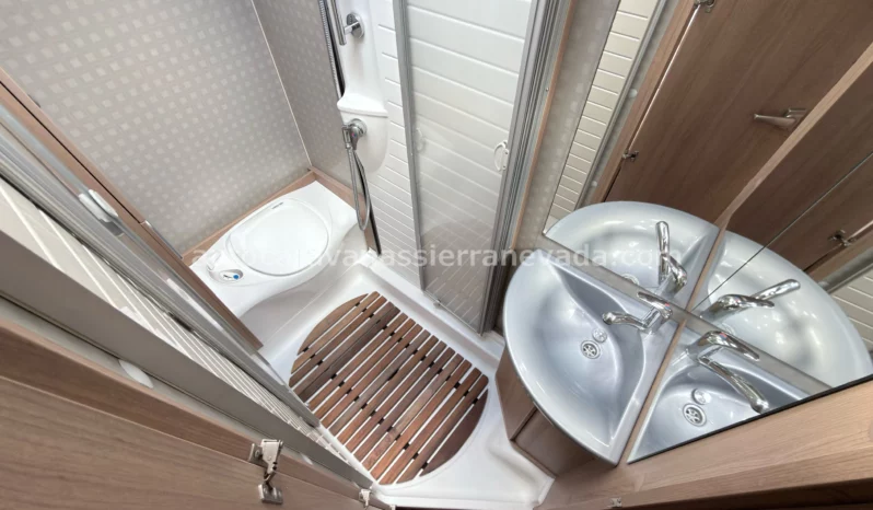 BURSTNER IXEO IT 664 lleno