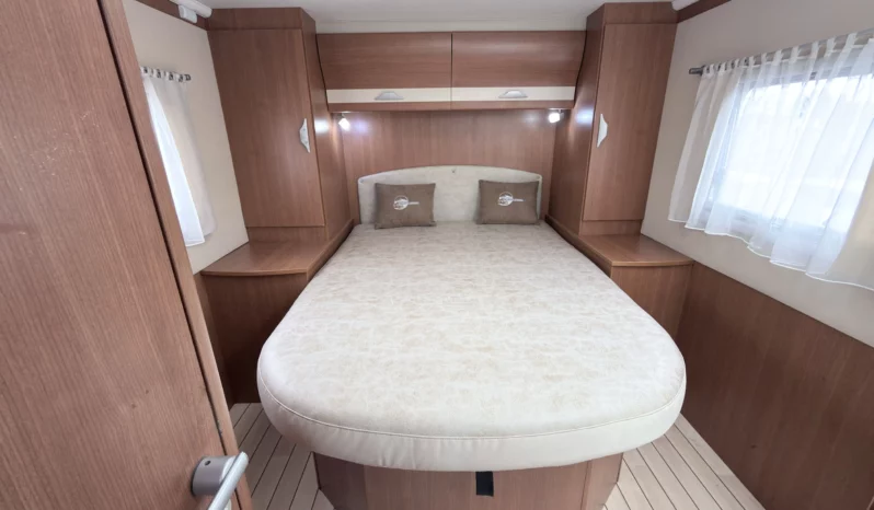 PILOTE AVENTURA G740 lleno