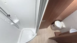 PILOTE AVENTURA G740 lleno