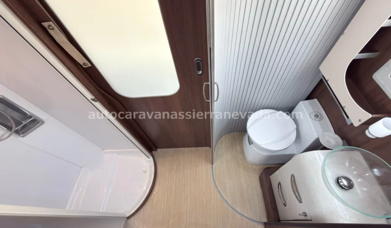 MCLOUIS NEVIS 872 lleno