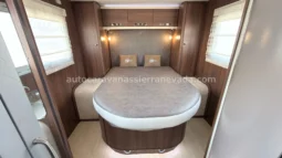 MCLOUIS NEVIS 872 lleno