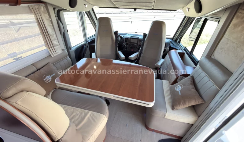 MOBILVETTA K-YACHT 89 lleno