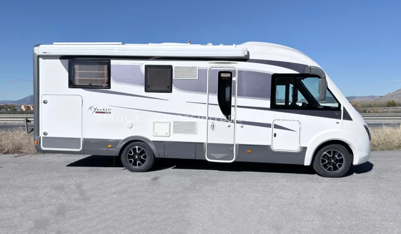 MOBILVETTA K-YACHT 89 lleno