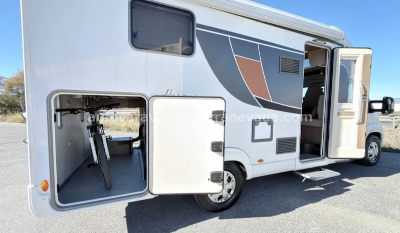 BURSTNER HARMONY LINE IT 700 lleno