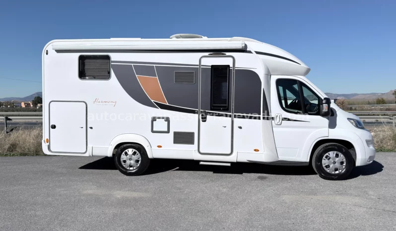 BURSTNER HARMONY LINE IT 700 lleno