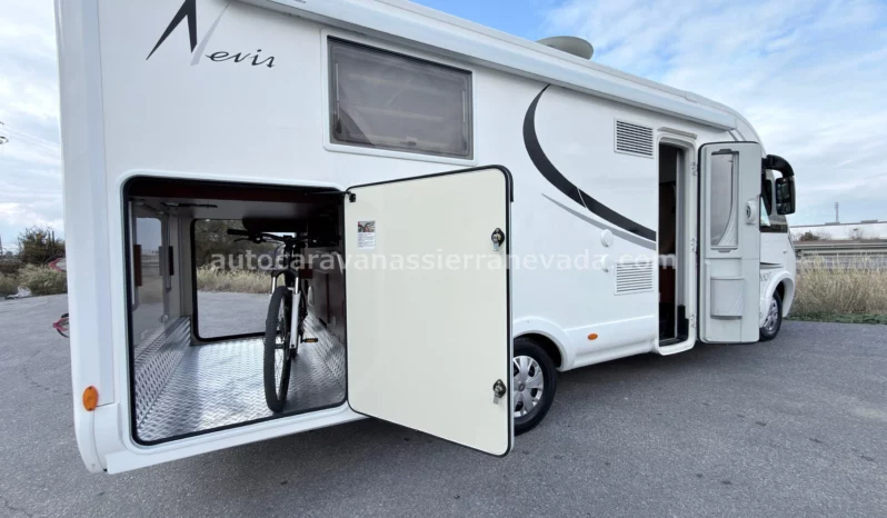 MCLOUIS NEVIS 880G /REF.V25-92 lleno