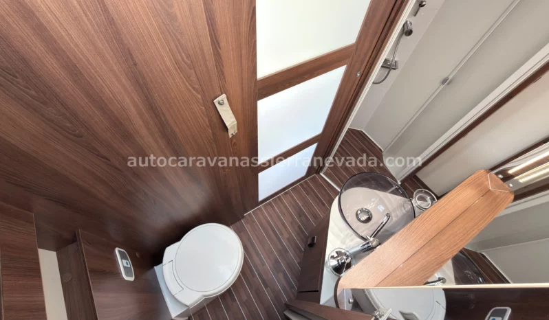 MC LOUIS NEVIS 880   25/99 lleno