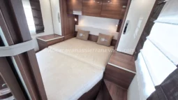 MC LOUIS NEVIS 880   25/99 lleno