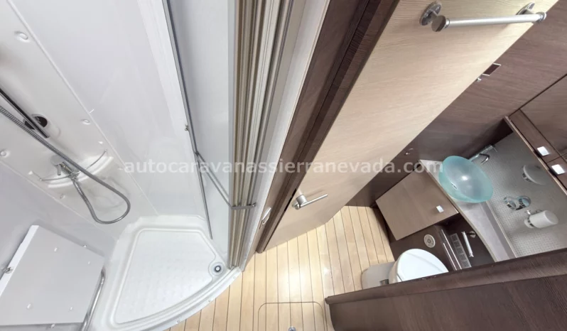 BAVARIA I7402    E25/79 lleno