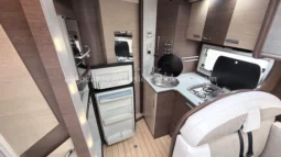 BAVARIA I7402    E25/79 lleno