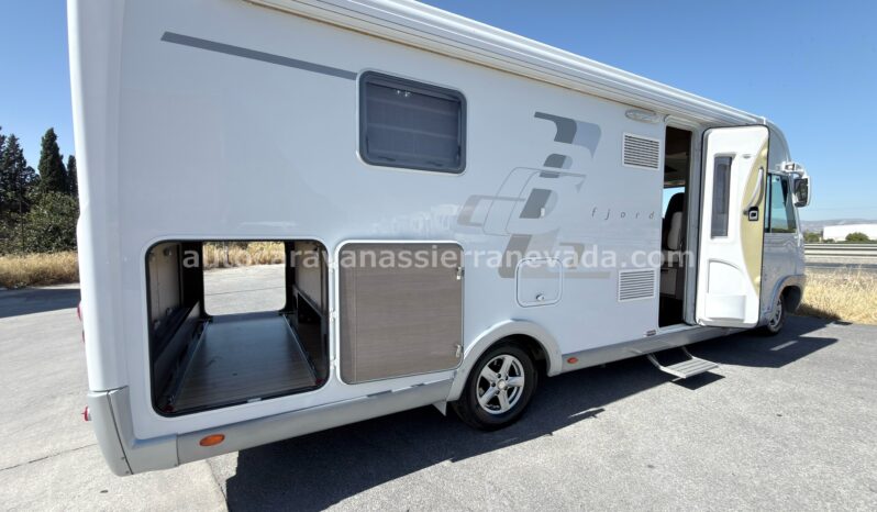 BAVARIA FJORD I781 lleno