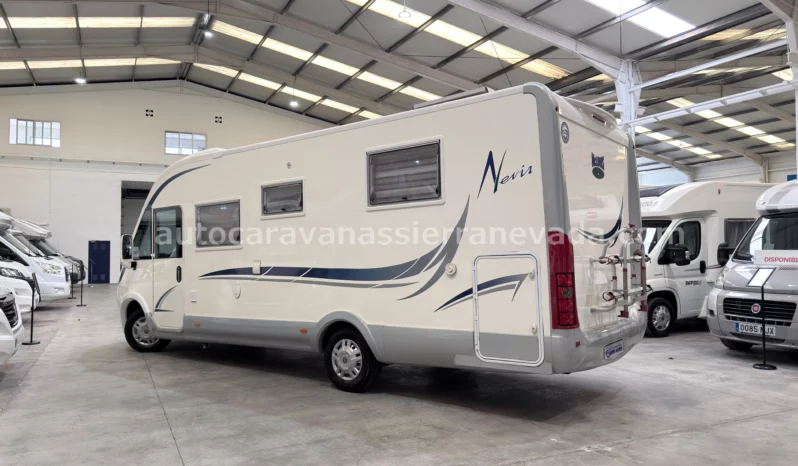 MCLOUIS NEVIS 872 E26/01 lleno