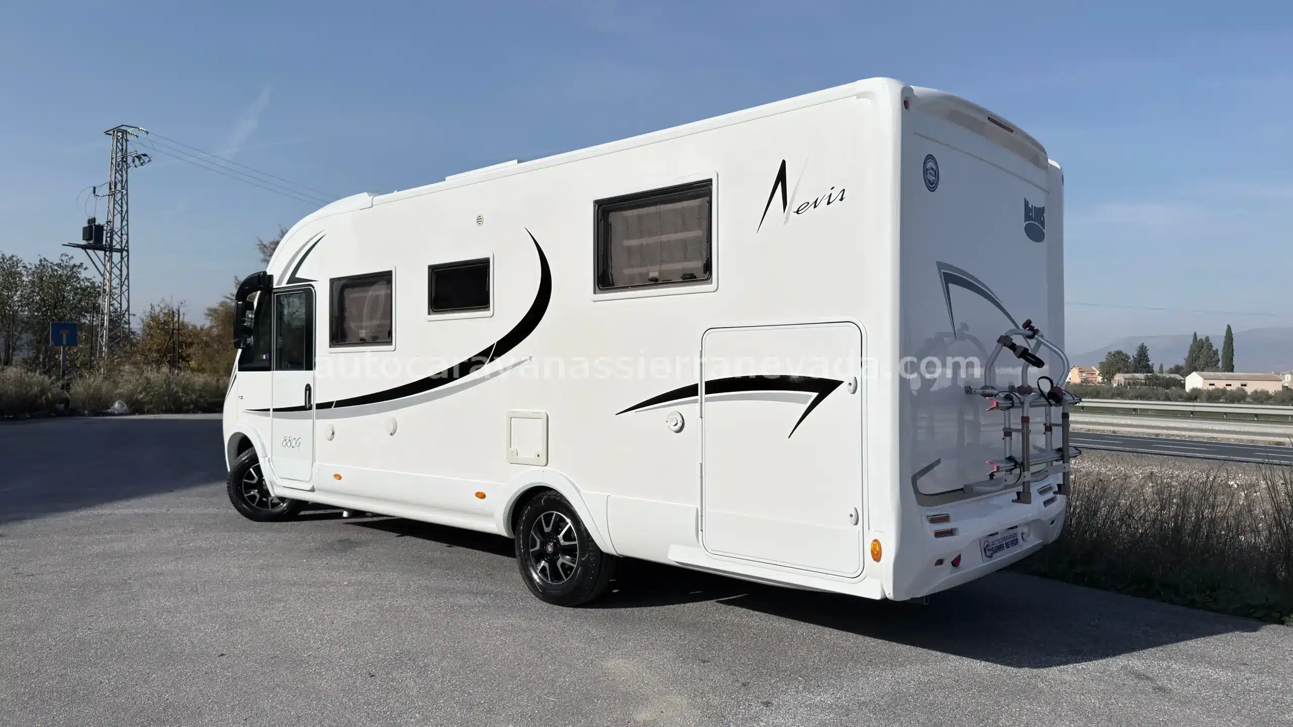 MC LOUIS NEVIS 880   25/99 - autocaravana de segunda mano