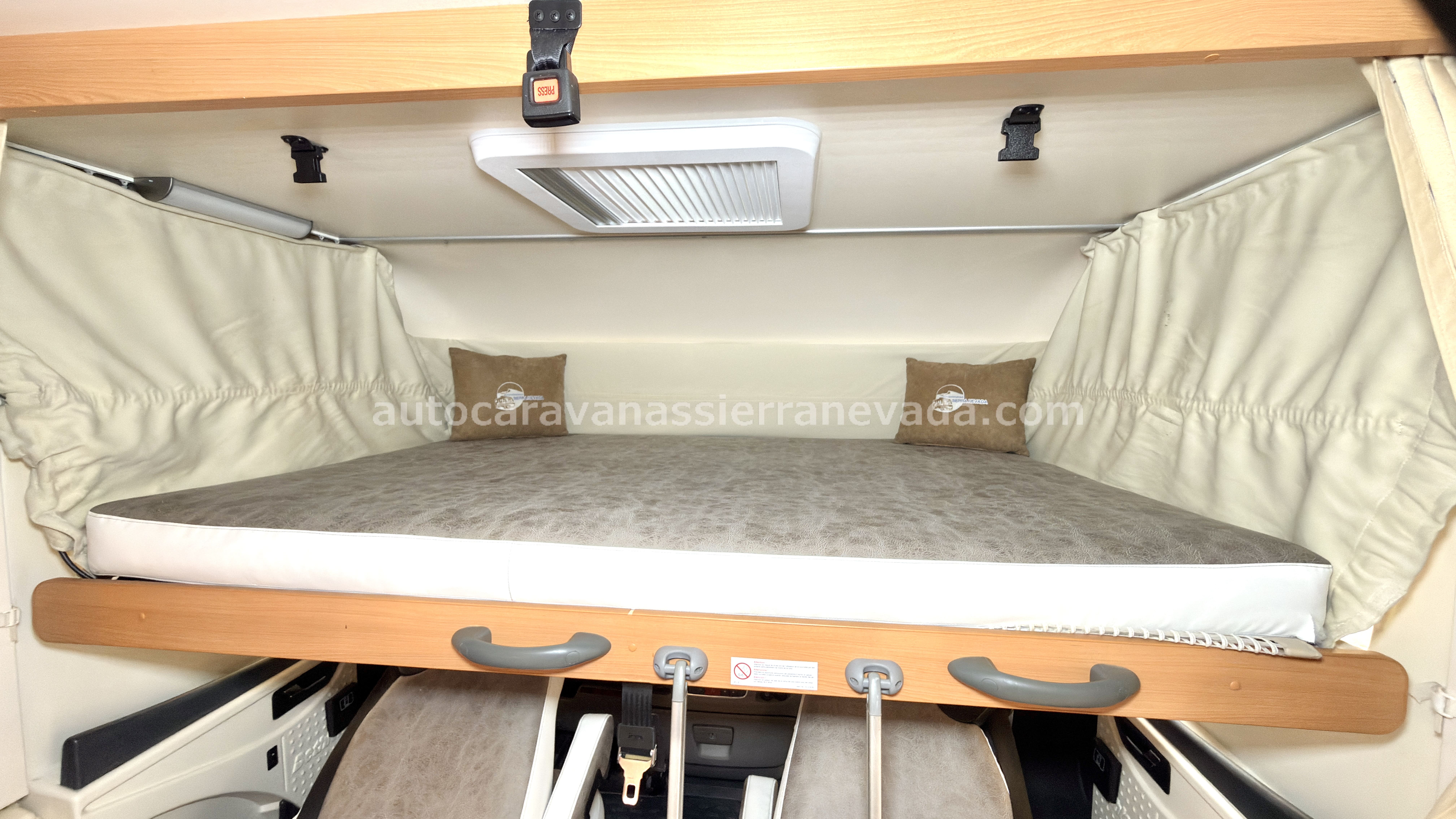 DETHLEFFS ADVANTAGE INTEGRAL V26/07 - autocaravana de segunda mano
