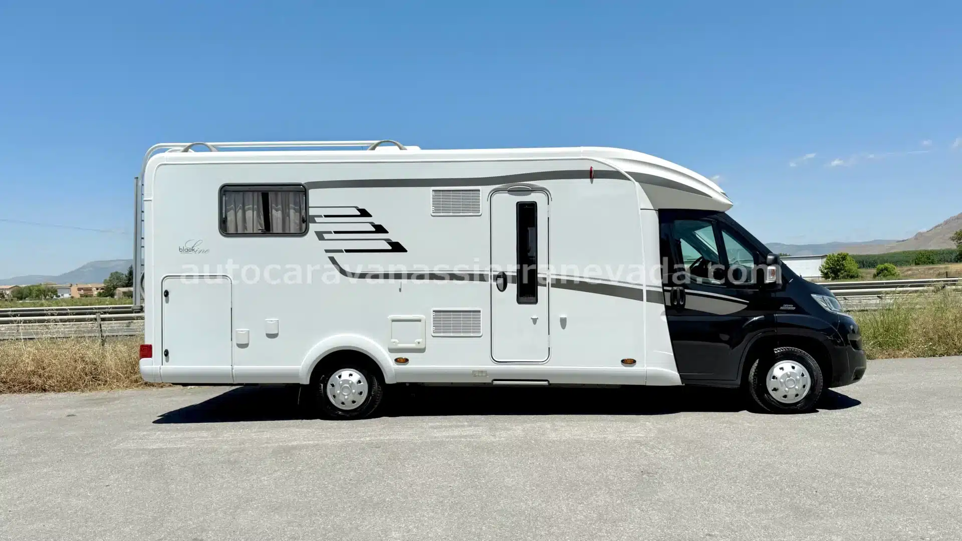 HYMER Black Line T 698 CL - autocaravana de segunda mano
