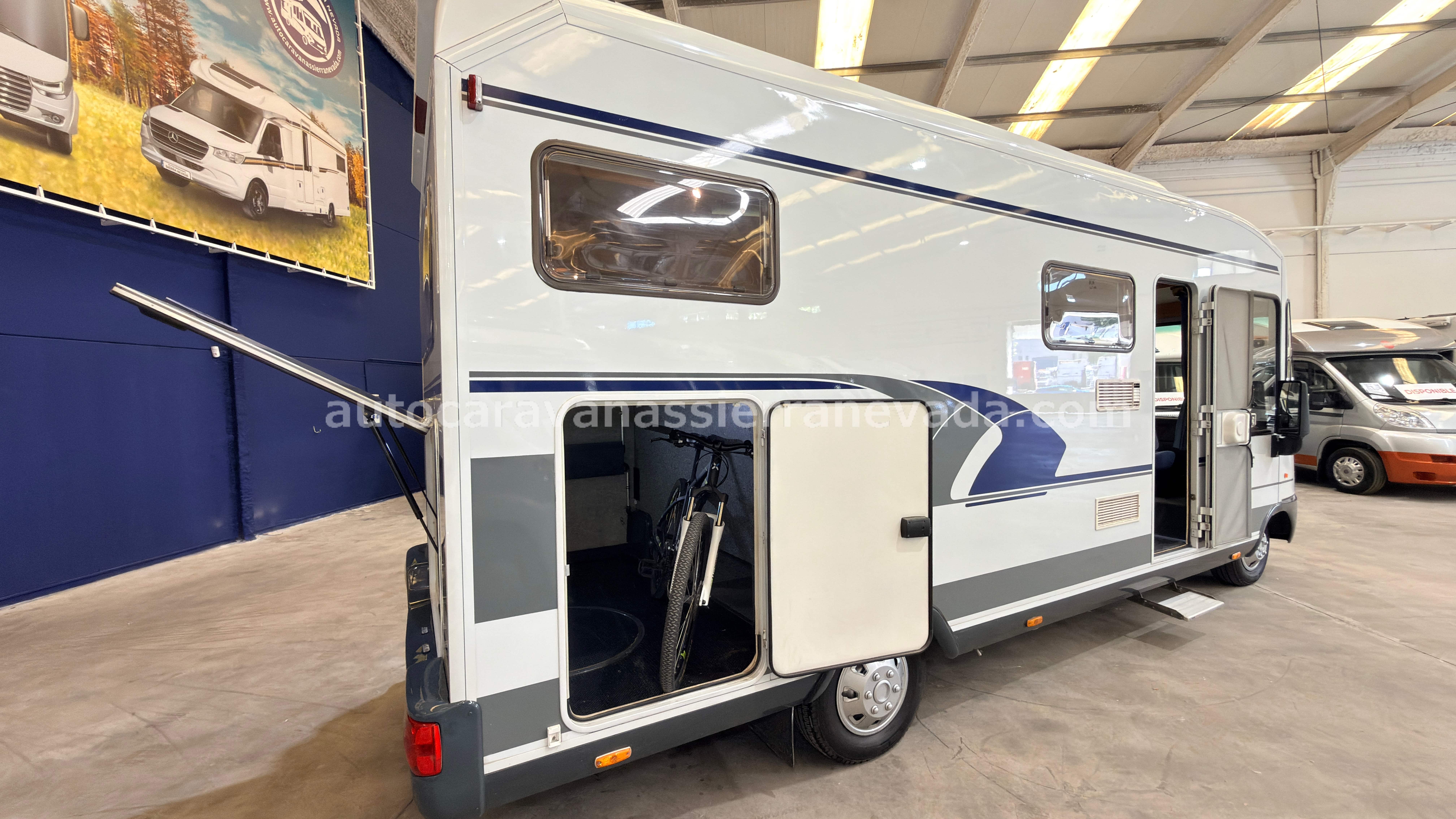 NIESMANN + BISCHOFF V26/04 - autocaravana de segunda mano